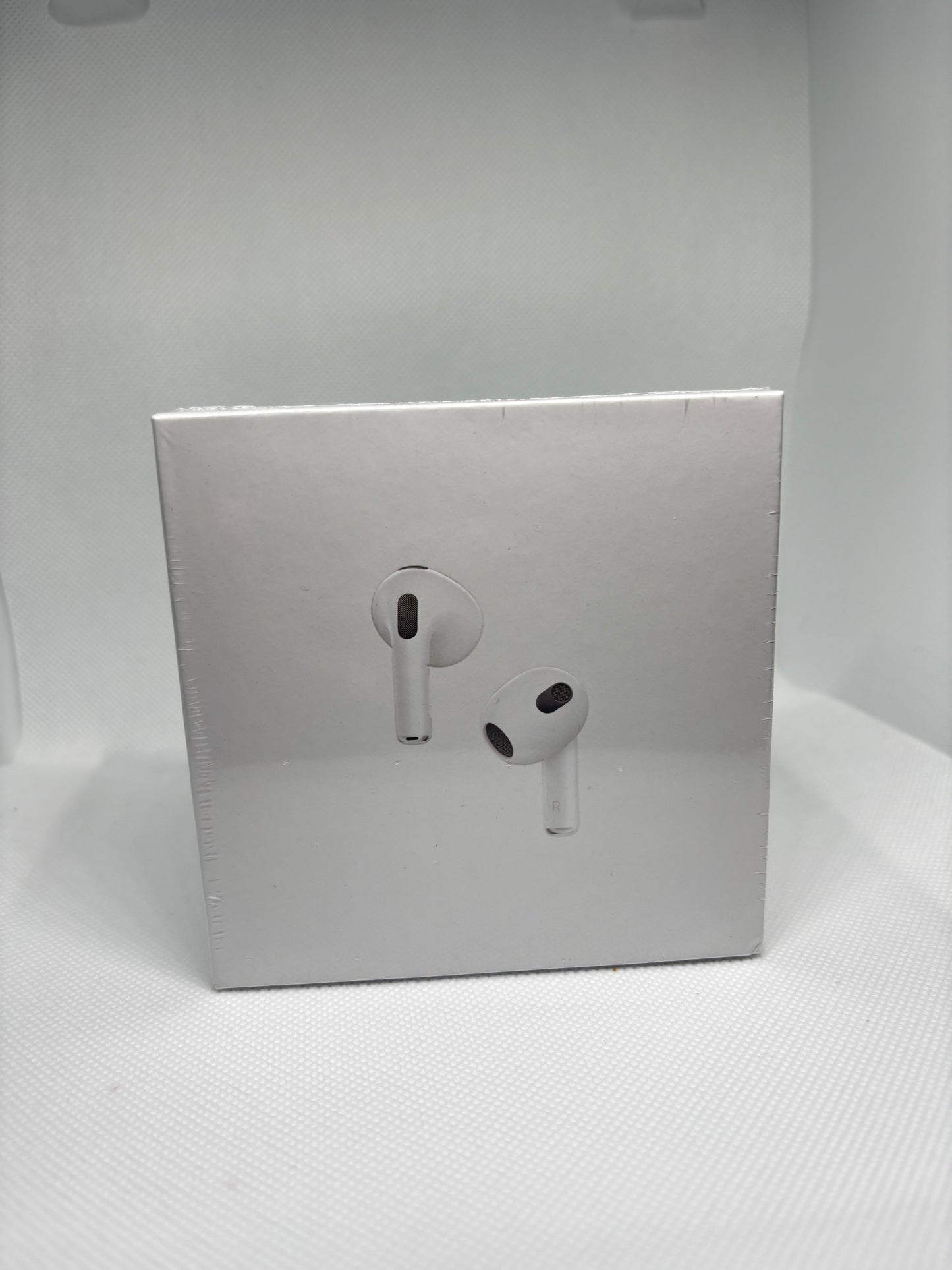 Apple AirPods Generation 3